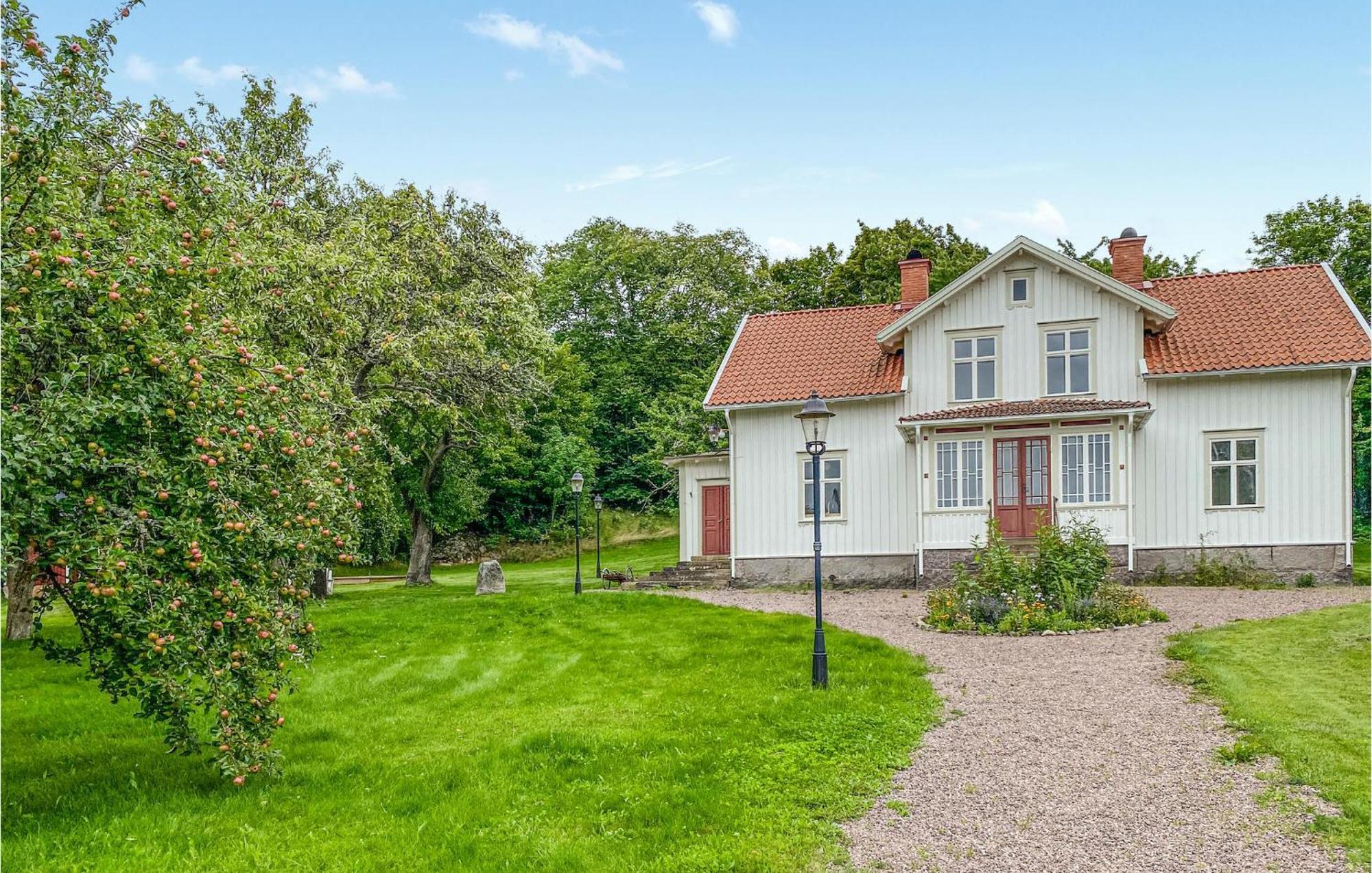 Awesome Home In Oedeshoeg With Wifi Extérieur photo